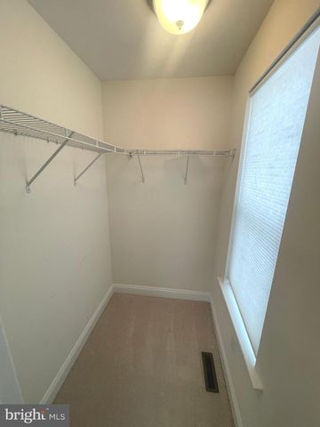 365 W BOULDER DR, Chalfont, PA 18914