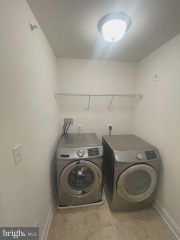 365 W BOULDER DR, Chalfont, PA 18914