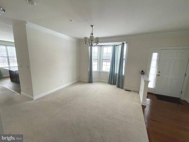 365 W BOULDER DR, Chalfont, PA 18914