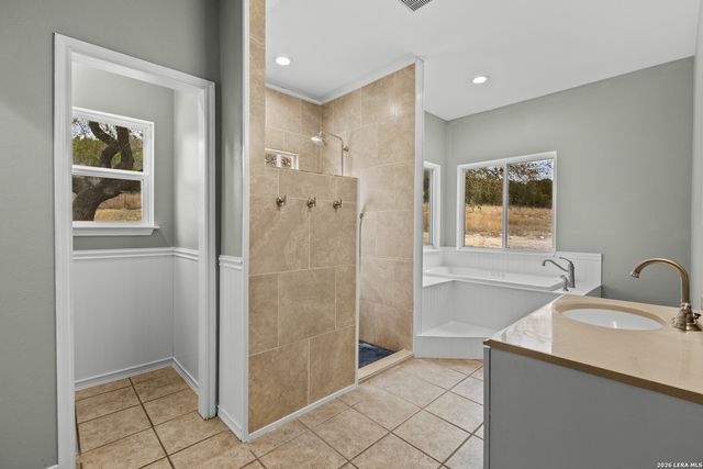 192 River Trail, Pipe Creek, TX 78063