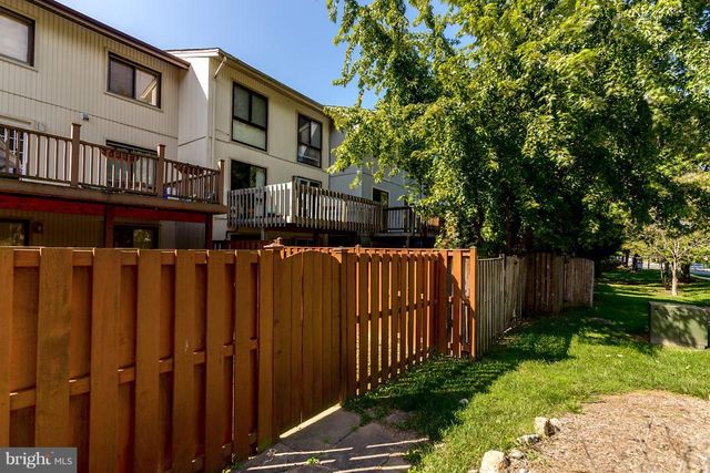 9830 SWEET MINT DR, Vienna, VA 22181