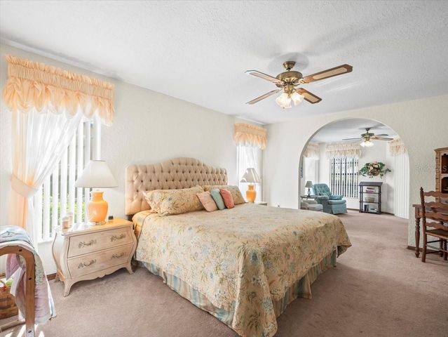 9630 SOUTHERN BELLE DRIVE, Weeki Wachee, FL 34613