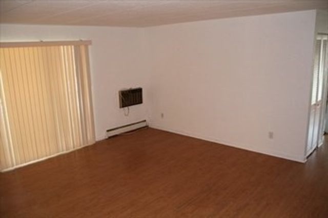 10 Skyline Dr 5, Braintree, MA 02184