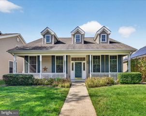 4 SPRAUL LN, Cranbury, NJ 08512