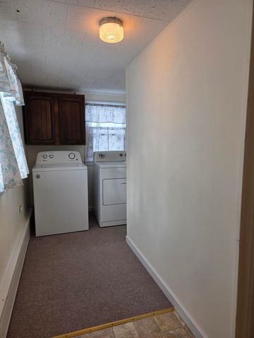 689 Glen Road, Jay, NY 12941