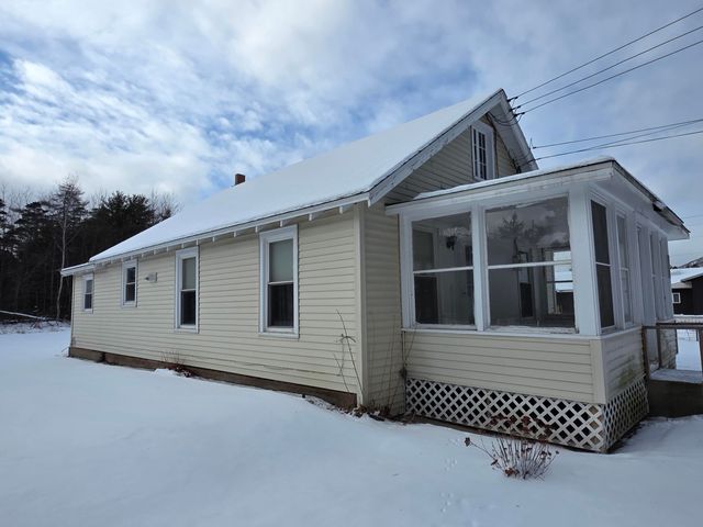 689 Glen Road, Jay, NY 12941