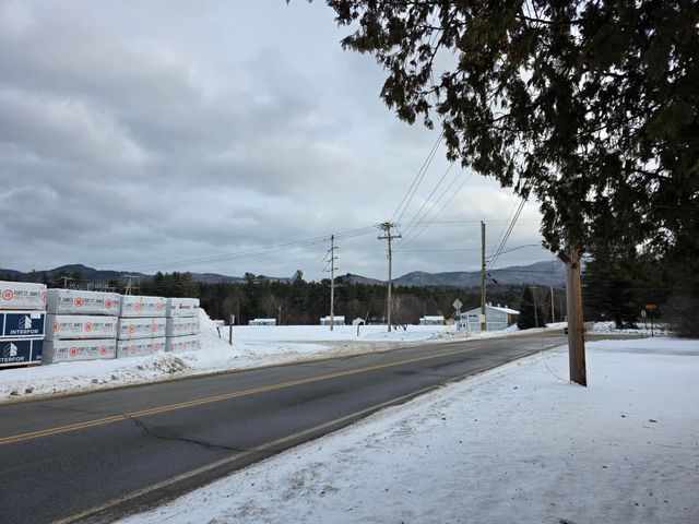 689 Glen Road, Jay, NY 12941