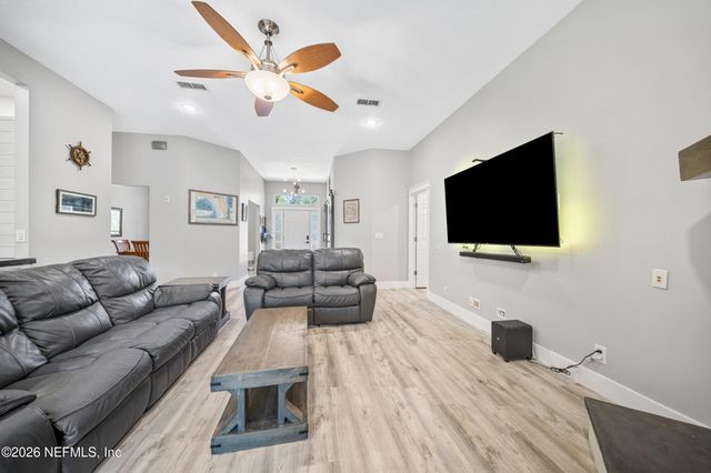 53 OAKWOOD Road, Jacksonville Beach, FL 32250