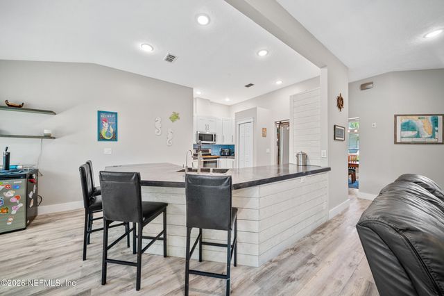53 OAKWOOD Road, Jacksonville Beach, FL 32250