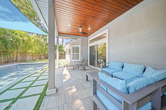 53 OAKWOOD Road, Jacksonville Beach, FL 32250