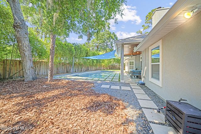 53 OAKWOOD Road, Jacksonville Beach, FL 32250