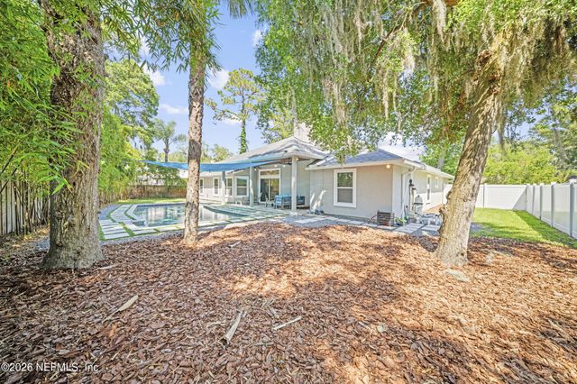 53 OAKWOOD Road, Jacksonville Beach, FL 32250