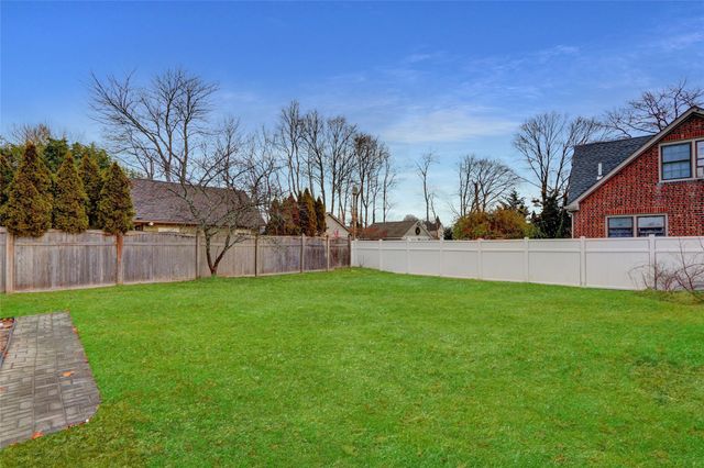 109 Jayne Avenue, Patchogue, NY 11772