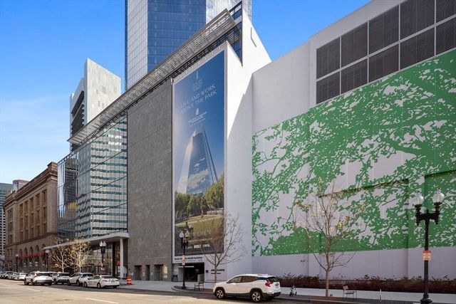 717 Atlantic Ave. 1-B, Boston, MA 02111