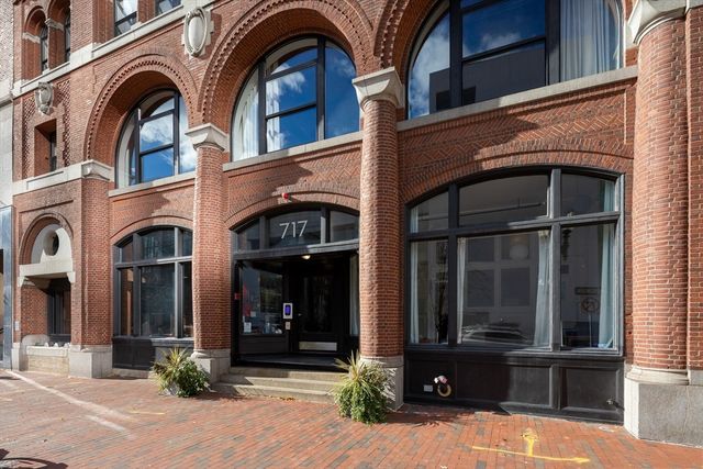 717 Atlantic Ave. 1-B, Boston, MA 02111