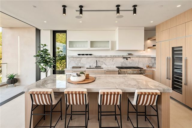 840 Gainsborough, Laguna Beach, CA 92651