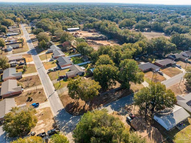 4344 Chantilly Way, Milton, FL 32583