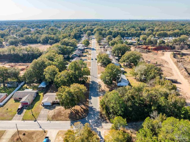 4344 Chantilly Way, Milton, FL 32583