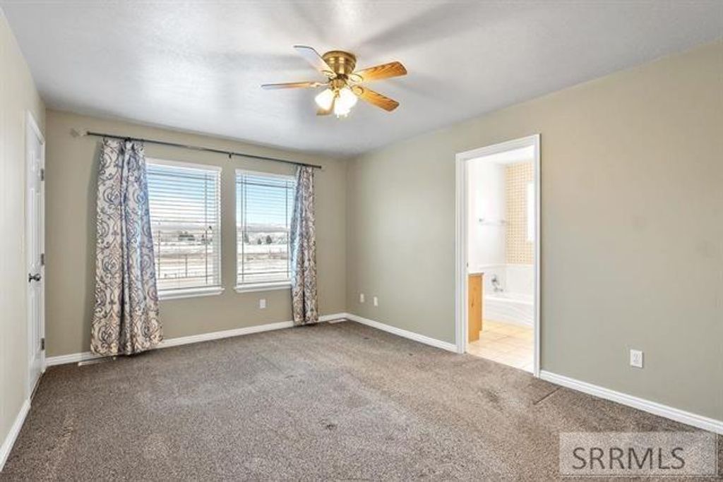 Image 10 of property listing at 100 Mountain View Drive, Mccammon, ID 83250