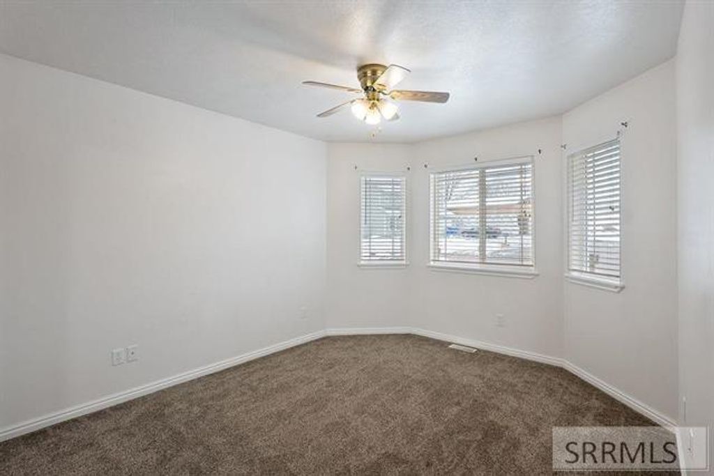 Image 16 of property listing at 100 Mountain View Drive, Mccammon, ID 83250