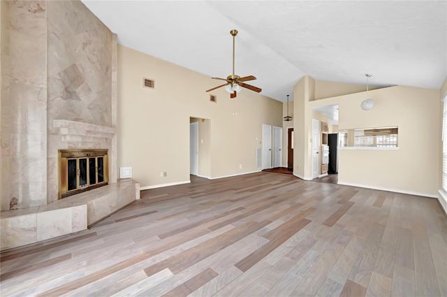 11734 Fairpoint Drive, Houston, TX 77099