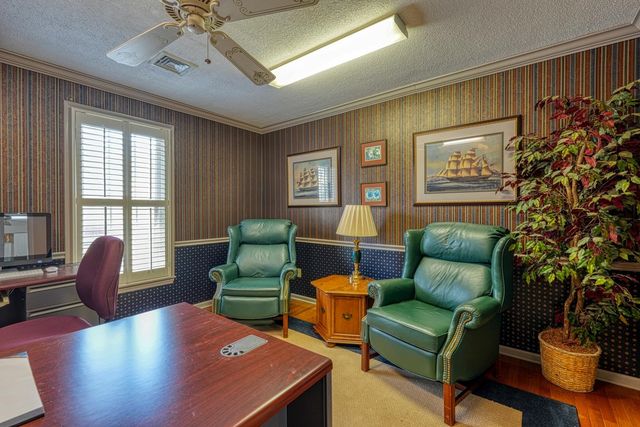 300 Crestview Lane, Spartanburg, SC 29301