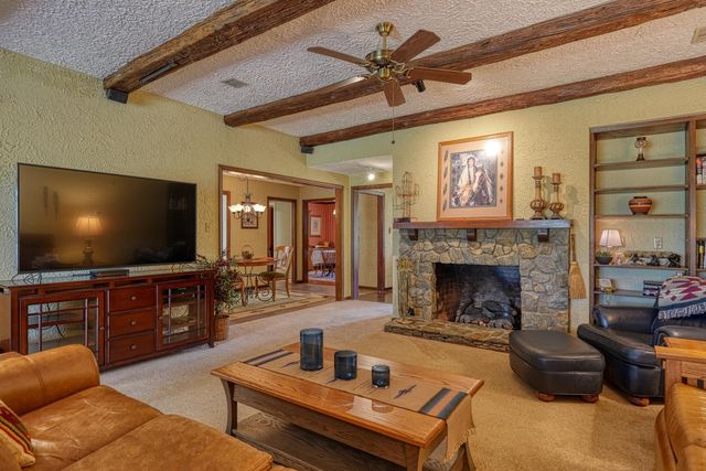 300 Crestview Lane, Spartanburg, SC 29301