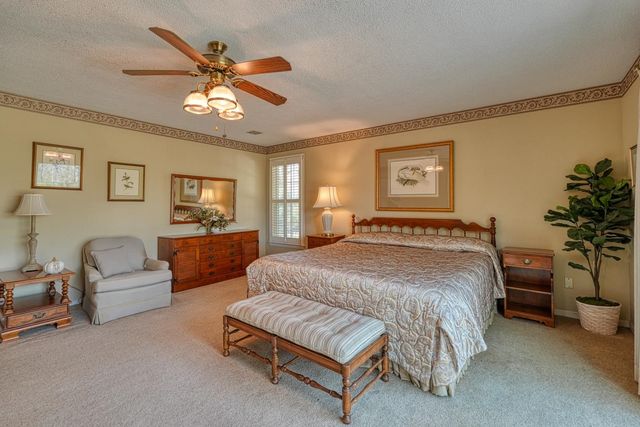 300 Crestview Lane, Spartanburg, SC 29301