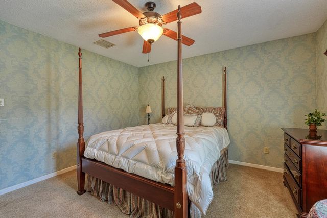 300 Crestview Lane, Spartanburg, SC 29301