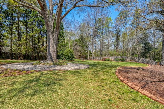300 Crestview Lane, Spartanburg, SC 29301