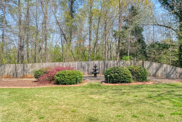 300 Crestview Lane, Spartanburg, SC 29301