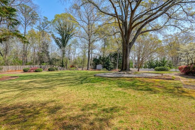 300 Crestview Lane, Spartanburg, SC 29301