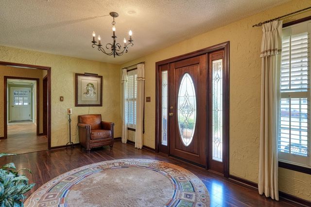 300 Crestview Lane, Spartanburg, SC 29301