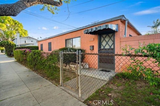 16903 Freeman Avenue, Lawndale, CA 90260