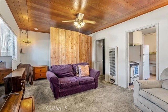 16903 Freeman Avenue, Lawndale, CA 90260