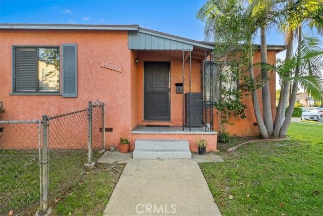 16903 Freeman Avenue, Lawndale, CA 90260