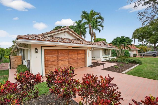 2689 Oak Tree Drive, Fort Lauderdale, FL 33309