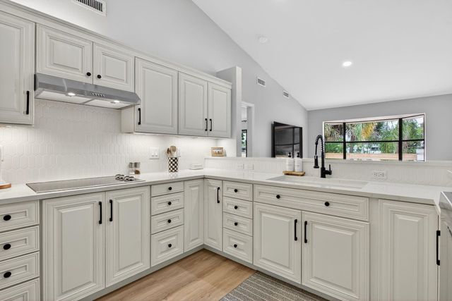 2689 Oak Tree Drive, Fort Lauderdale, FL 33309