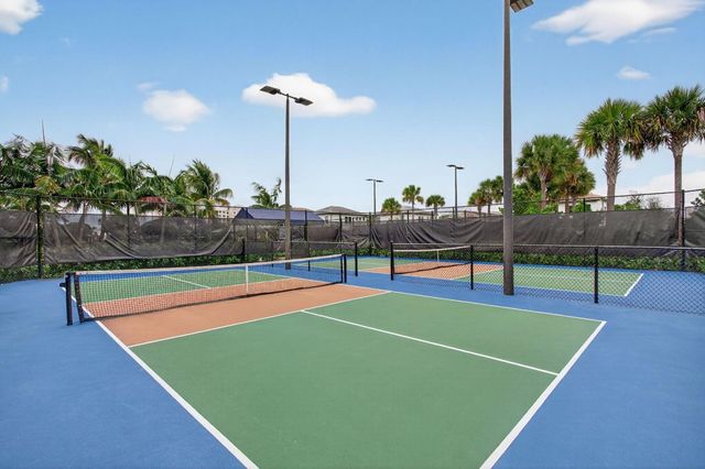 2689 Oak Tree Drive, Fort Lauderdale, FL 33309