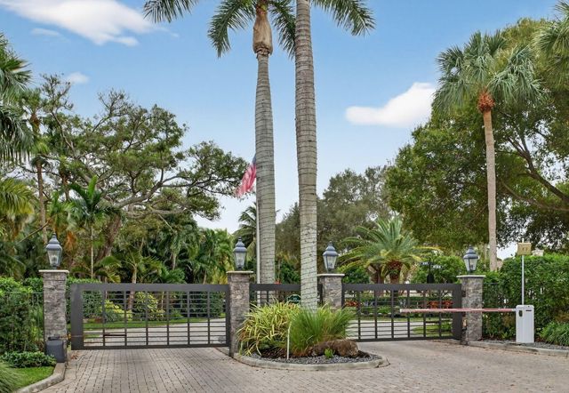 2689 Oak Tree Drive, Fort Lauderdale, FL 33309