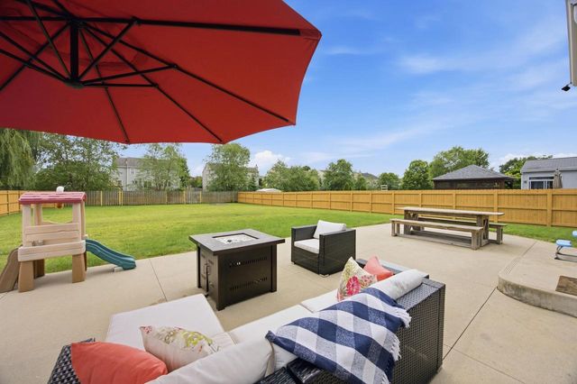 8221 65th PLACE, Kenosha, WI 53142