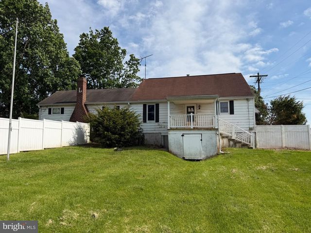 7705 ALTLAND AVE, Abbottstown, PA 17301