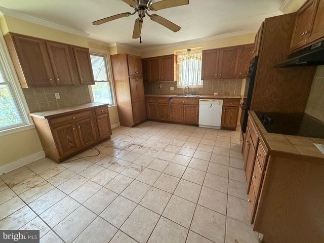7705 ALTLAND AVE, Abbottstown, PA 17301