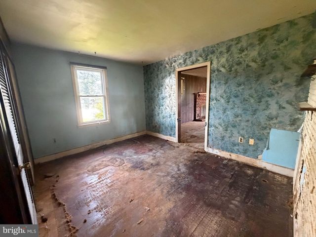7705 ALTLAND AVE, Abbottstown, PA 17301
