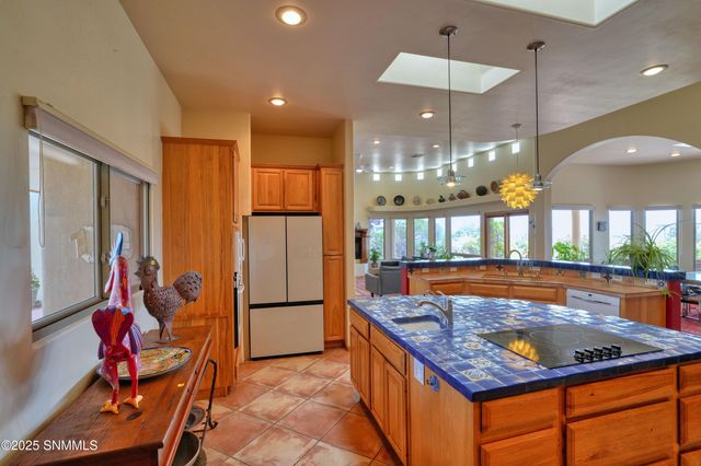 1334 Vista Del Cerro, Las Cruces, NM 88007