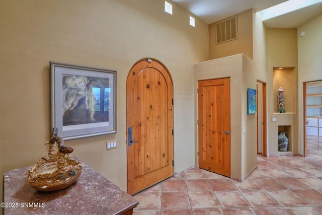 1334 Vista Del Cerro, Las Cruces, NM 88007
