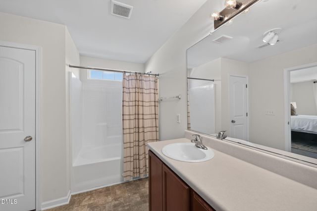 2718 Creek Bend Court, Graham, NC 27253