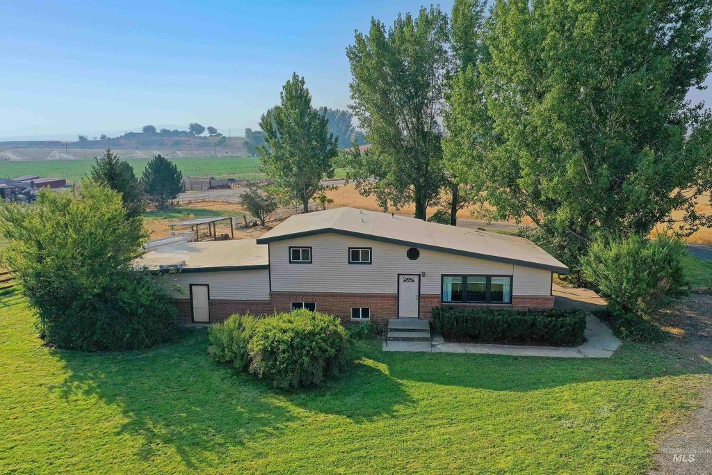 1741 Cove Road, Weiser, ID 83672 photo 2