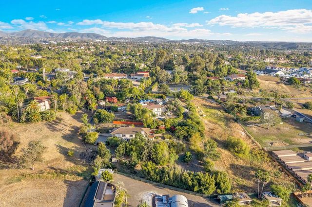 1021 Marine View Drive, Vista, CA 92081