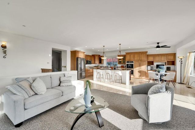 1021 Marine View Drive, Vista, CA 92081